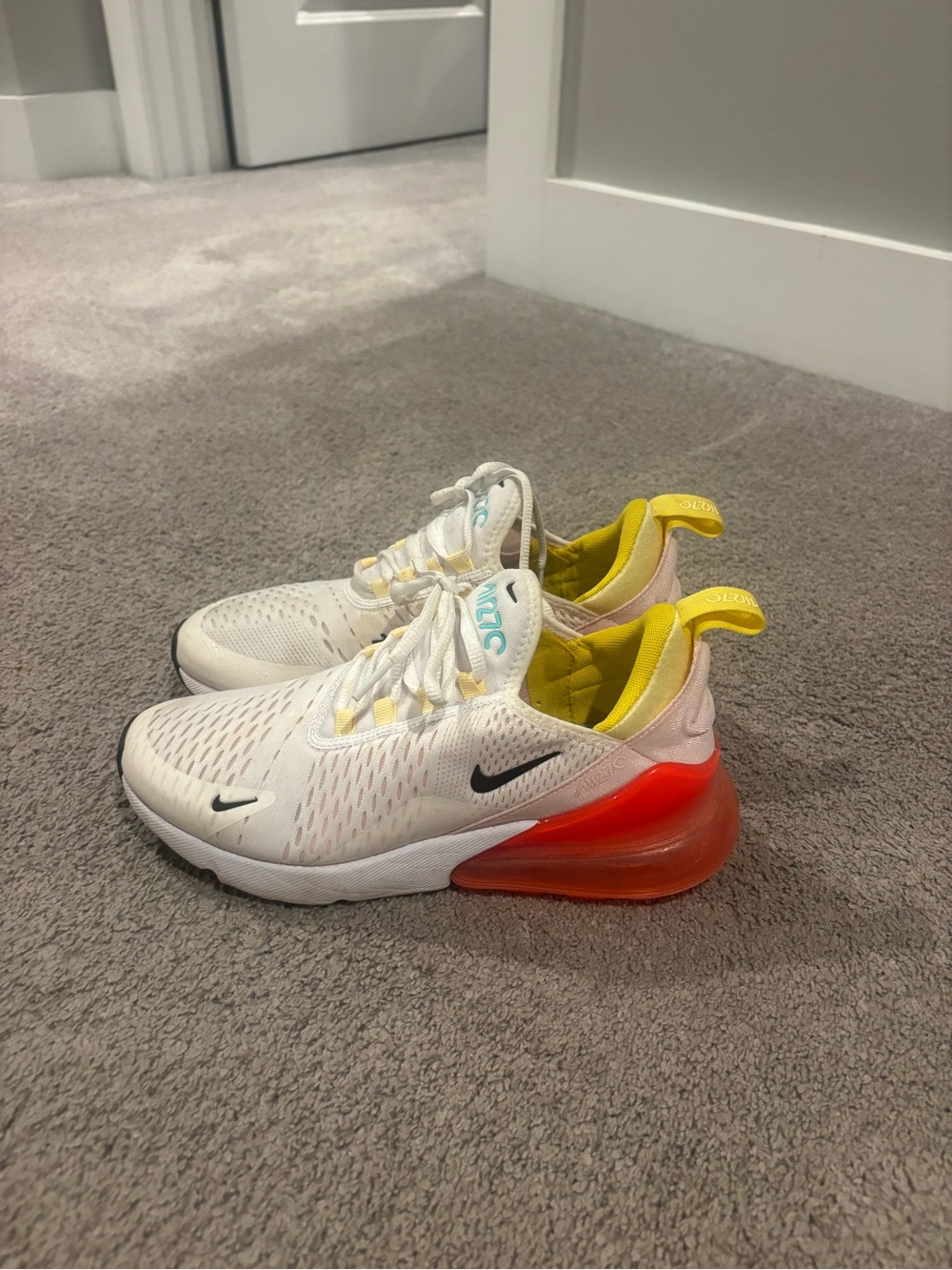 Nike White and Yellow Women’s Air Max 270 with Red Heel